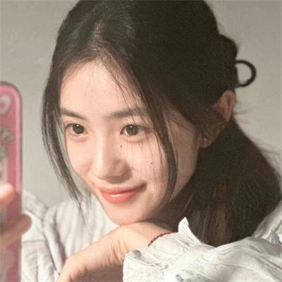 四月，她将到来。